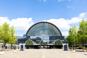 インテックス大阪-768x512